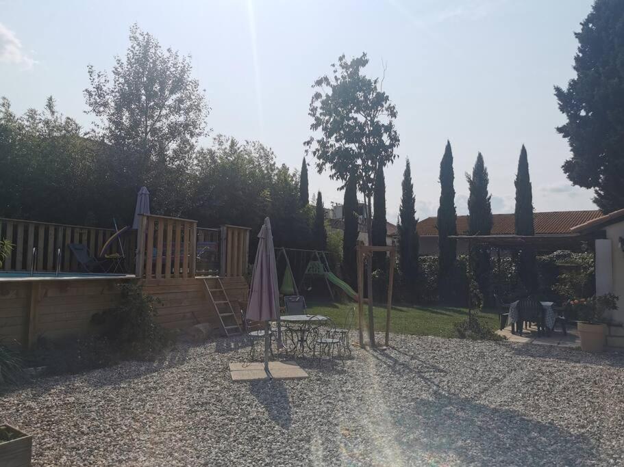 Maison Avec Piscine Dans Village Provencal. Courthézon 外观 照片