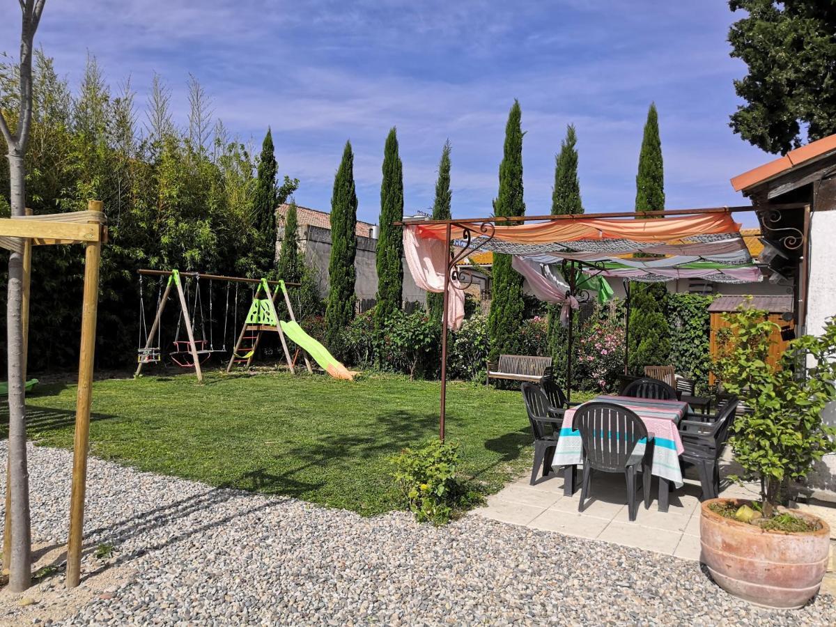 Maison Avec Piscine Dans Village Provencal. Courthézon 外观 照片